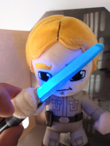 Luke Skywalker Figura Imperio Contraataca Star Wars Con Luz