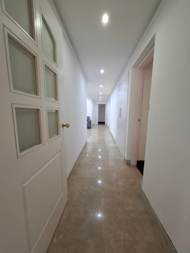 Apartamento En Alquiler Residencias Atlantis Urb Terrazas Del Country Lh