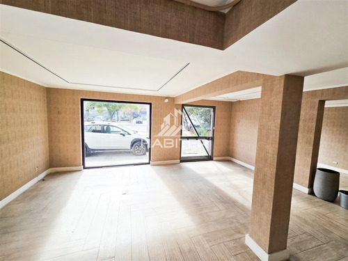 Oficina En Arriendo En Vitacura, Disponibilidad Inmediata