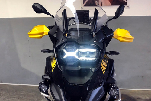 Imagen 10 de 12 de Bmw R 1250 Gs 40 Aniversario Modelo 2021