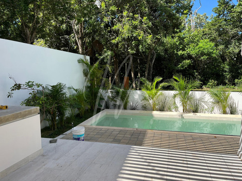 Casa En Venta En Cancun, Lagos Del Sol