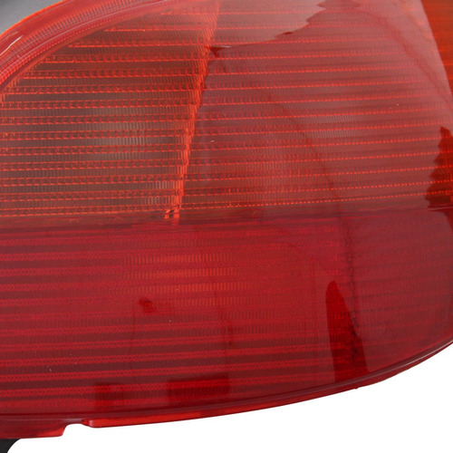 Imagem 3 de 3 de Par Lanterna Peugeot 206 98 99 2000 2001 2002 03