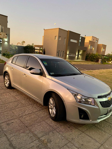 Chevrolet Cruze 1.8 Lt Mt 5 p