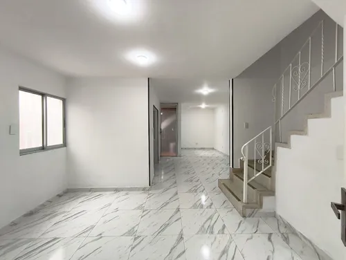 Casa En Arriendo En Quinta Bosch. Cod A30763