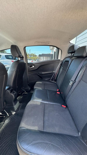 Peugeot 301 1.6 Allure