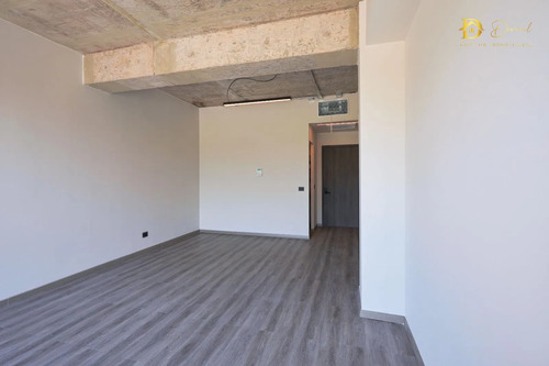 Venta Oficina. Inversionista Compra Of. Arrendada. Peñalolen