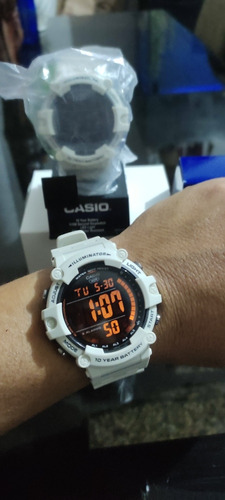 Reloj Casio Iluminator Ae-1500wh-8b2v 100% Original Y Nuevo