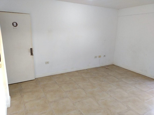 Departamento Monoambiente En Venta - Moron Centro