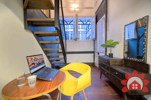 Casa Solida Hostal En Venta Cerro Alegre, Valparaíso