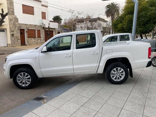 Imagen 5 de 25 de Volkswagen Amarok 3.0 V6 Cd Comfortline 4x4 At 258cv 2022 23