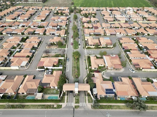 San Esteban - Vende Casa 3d 2b 1e - Cond. Los Solares