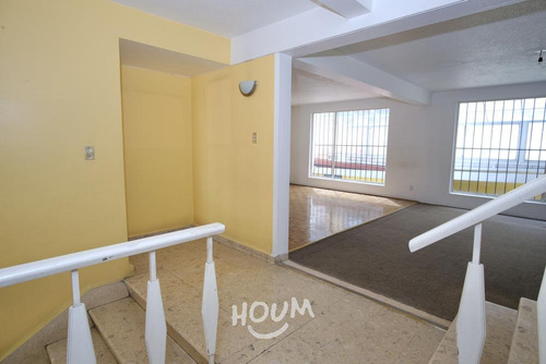 Casa En Lomas De Chapultepec, Miguel Hidalgo Con 3 Recámaras, 290 M², Id: 141682