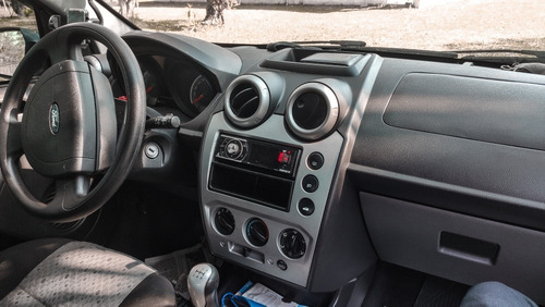 Imagem 9 de 10 de Ford Fiesta 2013 1.6 16v Se Flex 5p