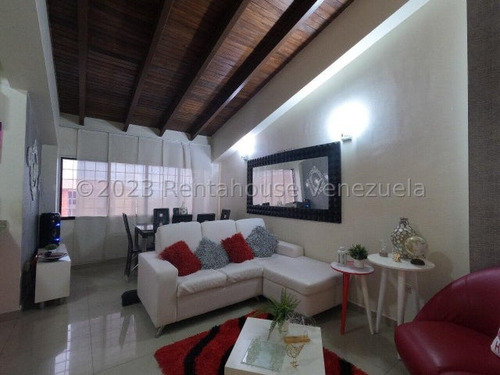  Sp Bello Apartamento En  Venta En  Av. Intercomunal Cabudare  Lara, Venezuela. 3 Dormitorios  2 Baños  81.72 M² 
