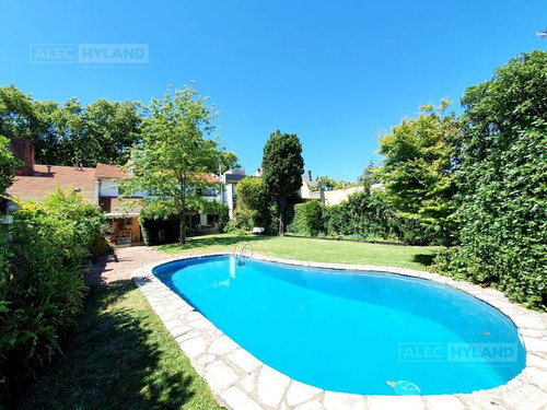 Imagen 1 de 28 de Casa 7 Ambientes En Venta - S.isidro-vias/rolon