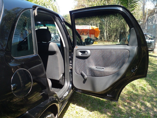 Imagem 13 de 15 de Chevrolet Corsa 2011 1.4 Maxx Econoflex 5p