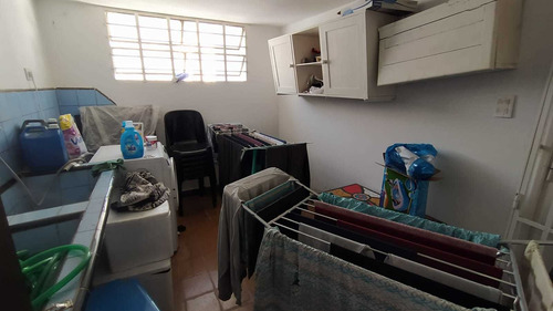 Imagen 4 de 13 de Casa Ideal Familia C/ Patio Y Cochera - A Minutos Del Centro