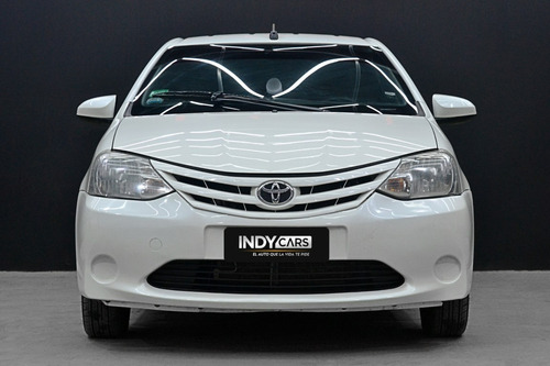 Toyota Etios 1.5 Sedan Xs