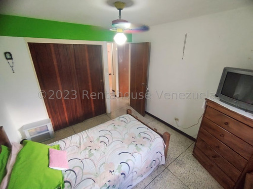 Apartamento En Venta En Parroquia Altagracia