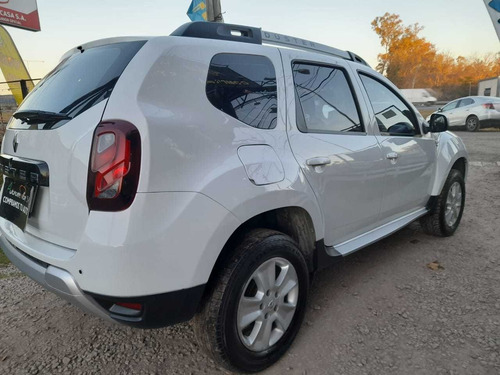 Imagen 4 de 9 de Renault 2017 Duster 1.6 4x2 Privilege L/15