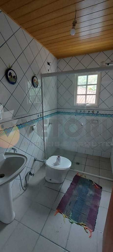Imagem 9 de 13 de Sobrado Com 5 Dormitórios À Venda, 280 M² Por R$ 900.000,00 - R D Moullin - São Sebastião/sp - So0373