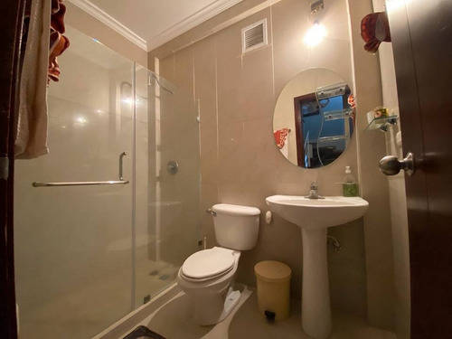 Imagen 9 de 17 de Townhouse Amoblado En Venta, Planta 100% Y Pozo A65579
