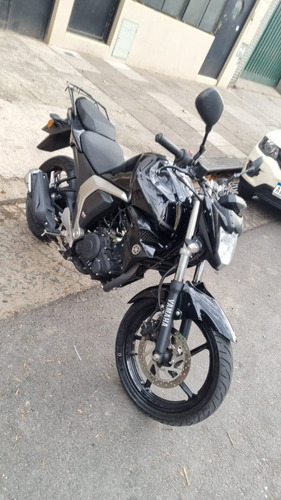 Imagen 1 de 5 de Yamaha Fz Fi