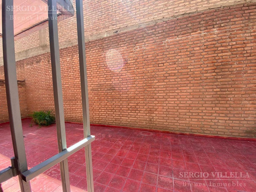 Imagen 10 de 18 de Av. Colón Casi Cañada | 2 Dormitorios | 1 Baño | Hermoso Patio!