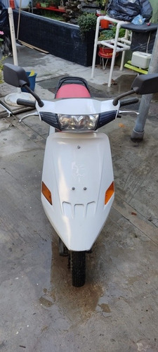Imagen 13 de 13 de Piaggio Vespa Salute