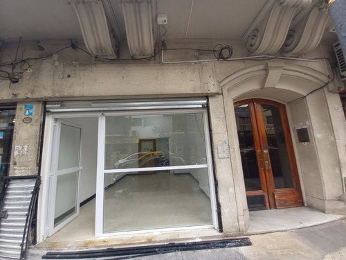 Imagen 2 de 8 de Local En Congreso - Sin Comisión - Dueño Directo 30 M2 (cond. De Ingreso Al Final) . No Posee Gas Y No Apto P/ Vivienda (solo Con Garantia Propietaria))