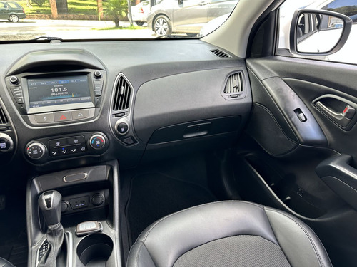 Hyundai IX35 ix35 GL 2.0 16V 2WD Flex Aut.