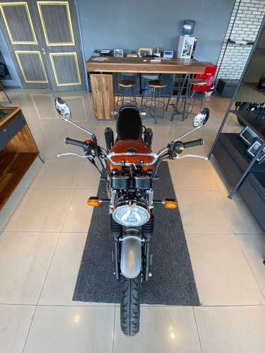Imagen 10 de 17 de Royal Enfield Interceptor 650 Orange Crush