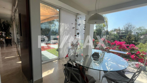 Casa En Venta A 3 Cuadras De Av. De Las Palmas Con Terraza Y Seguridad