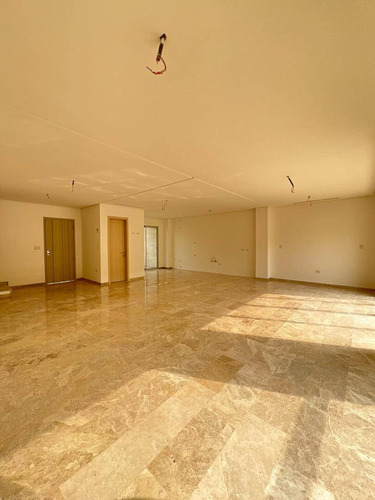 Townhouse En Altos De Guataparo - Acepta Financiamiento