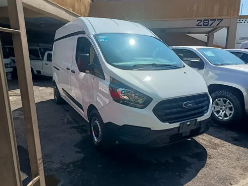 Ford Transit 2.2 Van Larga Techo Alto Aa Custom Mt