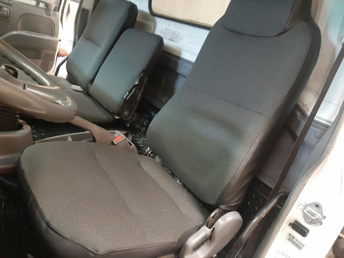 Imagen 6 de 7 de Isuzu Elf 450