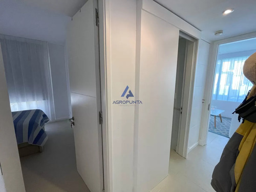 Moderno Apartamento 2 Dormitorios C Parrillero Propio En Montoya