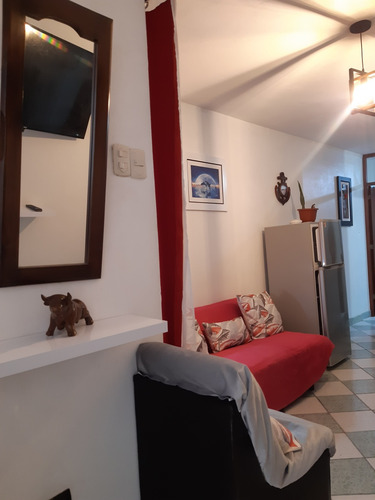 Alqu.full Amoblado Maximo2personas S/150 La Noche Entrd.ind.