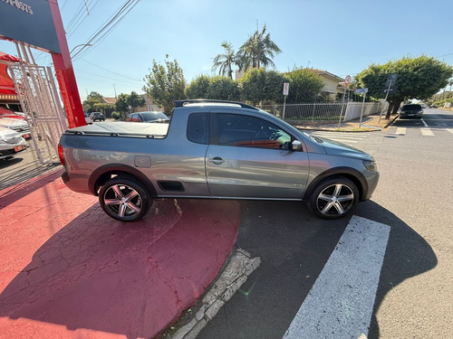 Volkswagen Saveiro 1.6 Cab. Estendida Total Flex 2p