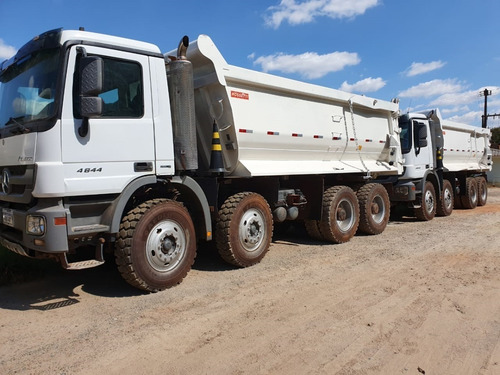 Imagem 4 de 15 de Mercedes-benz Actros 4844 8x4 Ano 2013/2014 Traçado