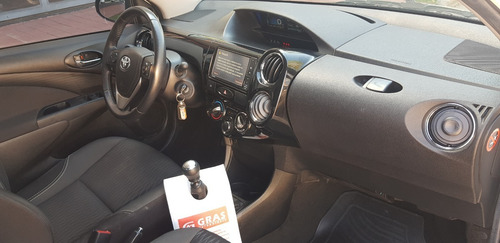 Toyota Etios Xls 1.5 4 Ptas M/t 2018 Financiado