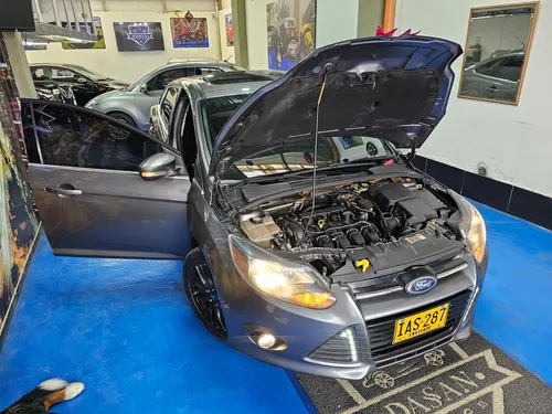 Ford Focus 2.0 Titanium