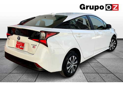 Toyota Prius 1.8 Base Cvt