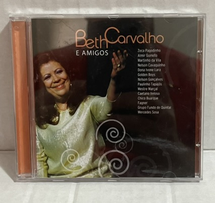 Cd - Beth Carvalho - E Amigos