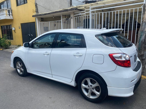 Toyota Matrix 2.4 Xr Qc F Niebla Aleron Tras At