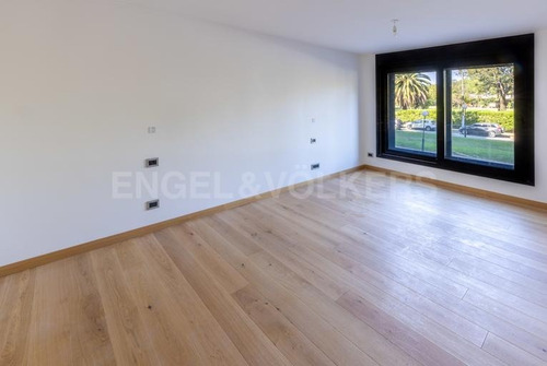 Imagen 5 de 10 de Divino Apartamento Frente Al Club De Golf A Estrenar
