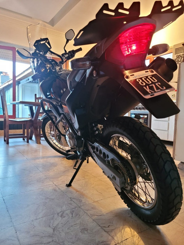 Imagen 6 de 15 de Honda Falcon 400