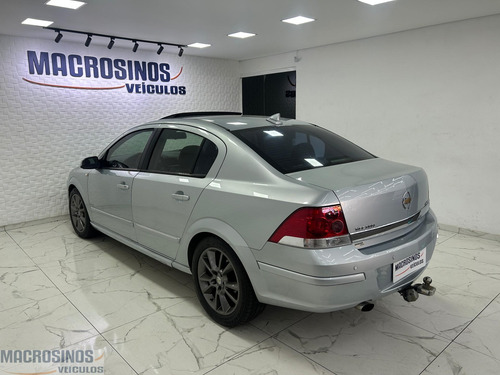 Chevrolet Vectra Elite 2.4 MPFI 16V FlexPower Aut.