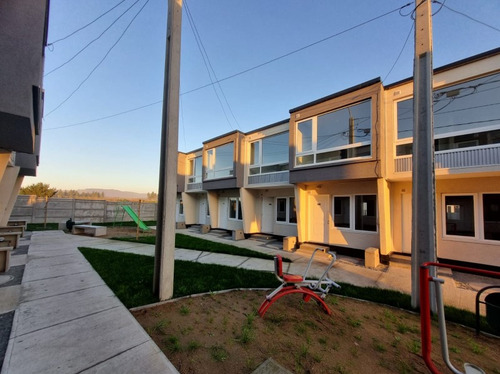 Casa 3 Dormitorios 2 Baños , San Pedro De La Paz