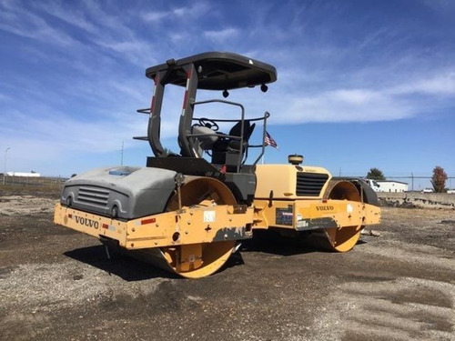 Imagen 2 de 4 de Vibrocompactador Doble Rodillo Volvo Dd118hf